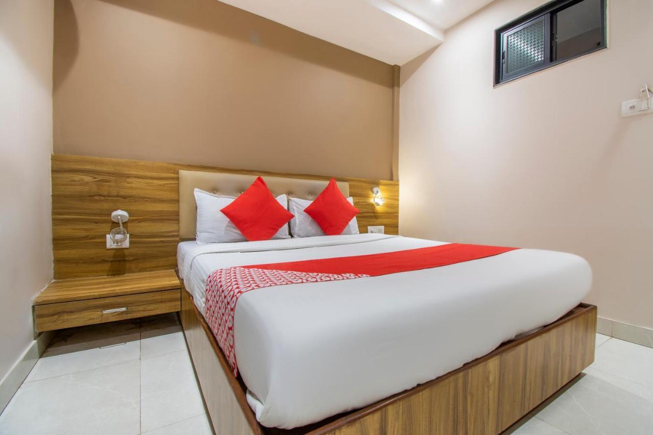 Oyo 69377 Hotel Ruby Mumbai Exterior photo